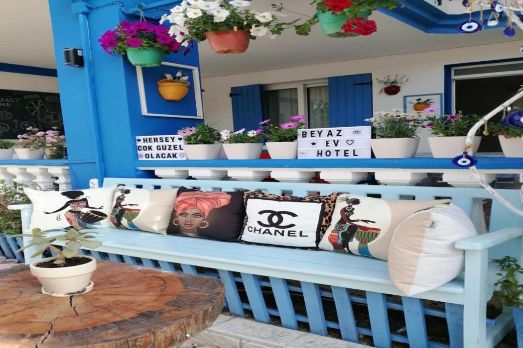 Beyaz Ev Hotel Alaçatı Exterior foto