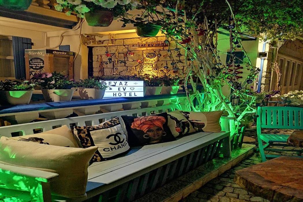 Beyaz Ev Hotel Alaçatı Exterior foto
