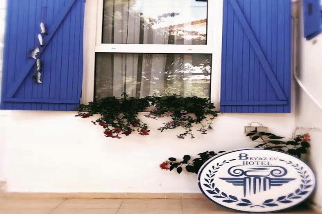 Beyaz Ev Hotel Alaçatı Exterior foto