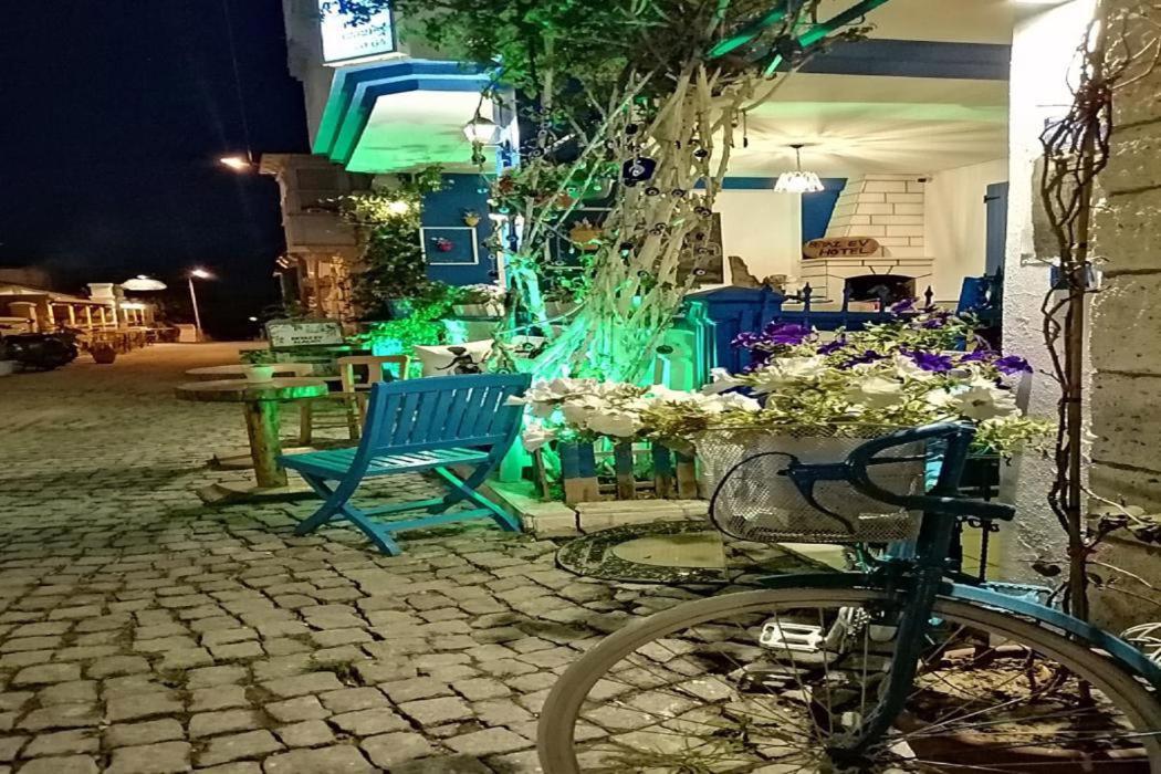 Beyaz Ev Hotel Alaçatı Exterior foto