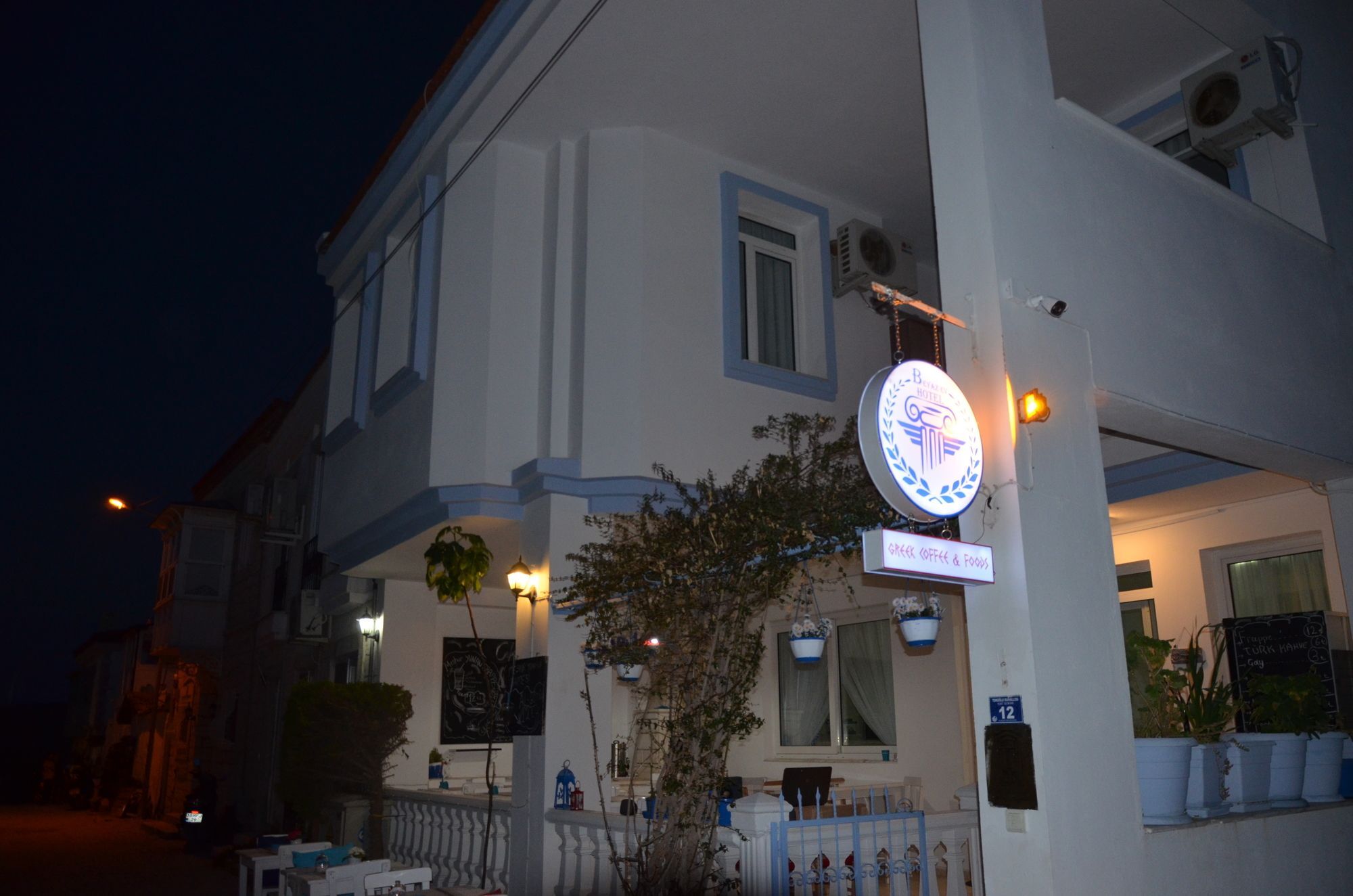 Beyaz Ev Hotel Alaçatı Exterior foto